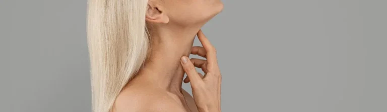 Tratamiento de RevitaNeck en Clínica Reviure